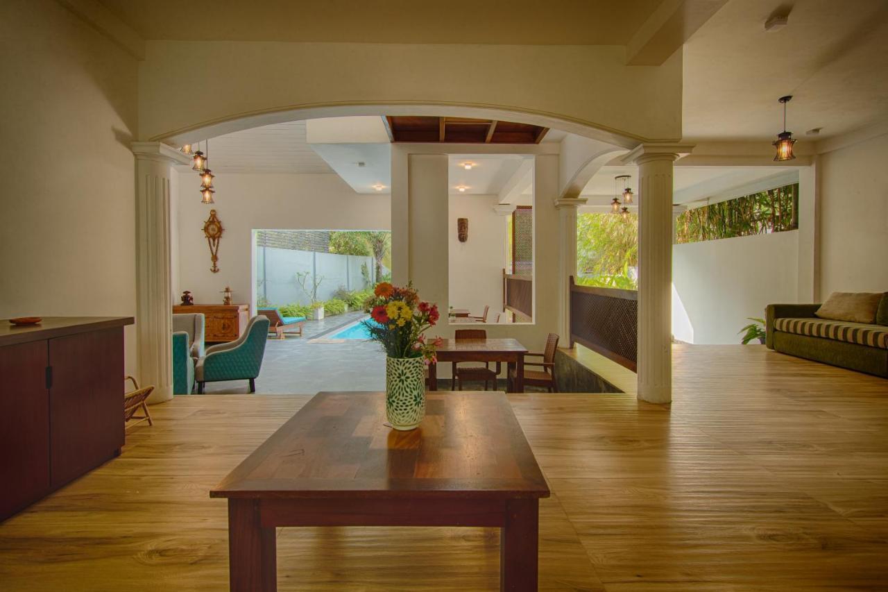 Deltora Villa - Free Drop Off To Galle Fort By Tuktuk ภายนอก รูปภาพ